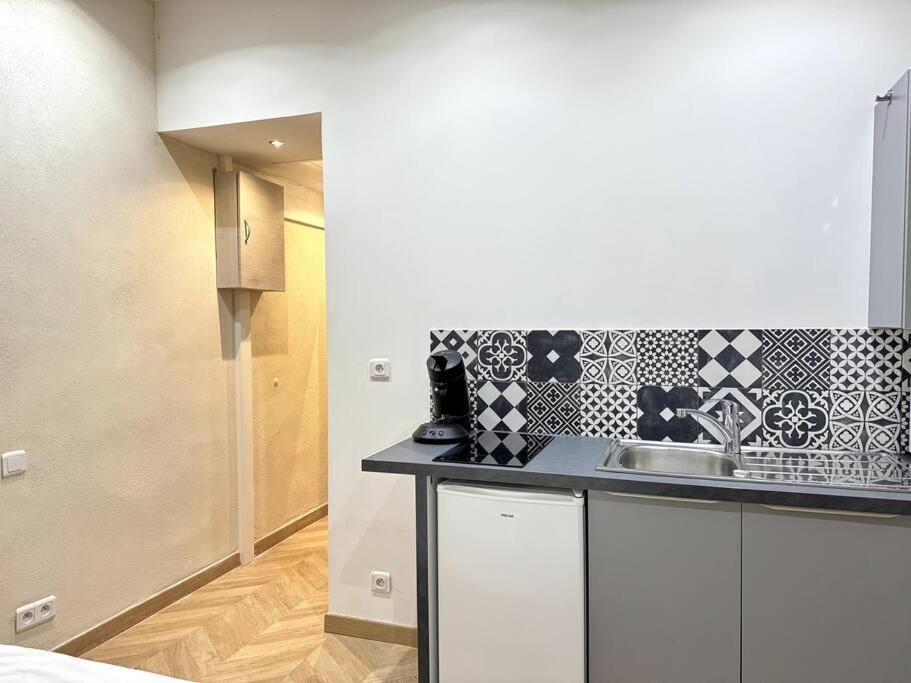 Studio Au Coeur Du Vieux Port Avec Clim Marsella Exterior foto